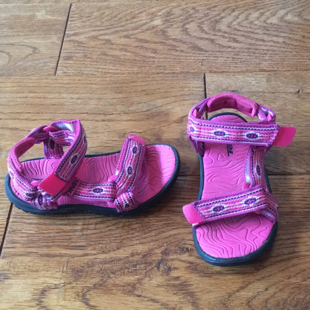 Baby Teva sandal size 5